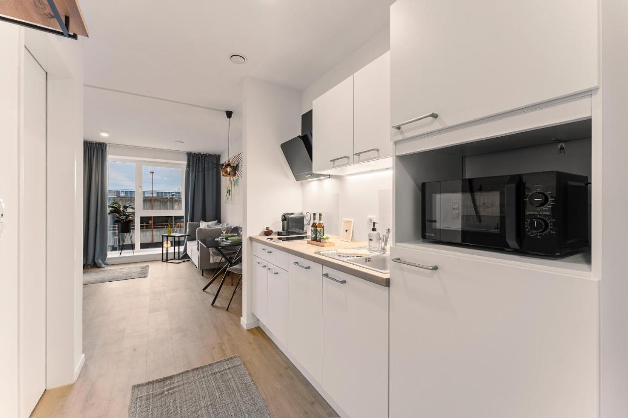 Modernes Apartment Am Gleispark Oldenburg Exterior photo