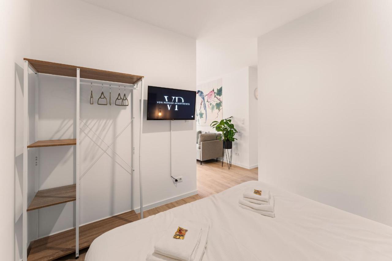 Modernes Apartment Am Gleispark Oldenburg Exterior photo